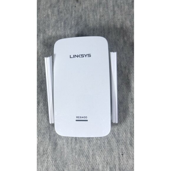 Linksys AC1200 Boost EX Dual-Band Wi-Fi Range Extender Model RE6400 White - Picture 1 of 5